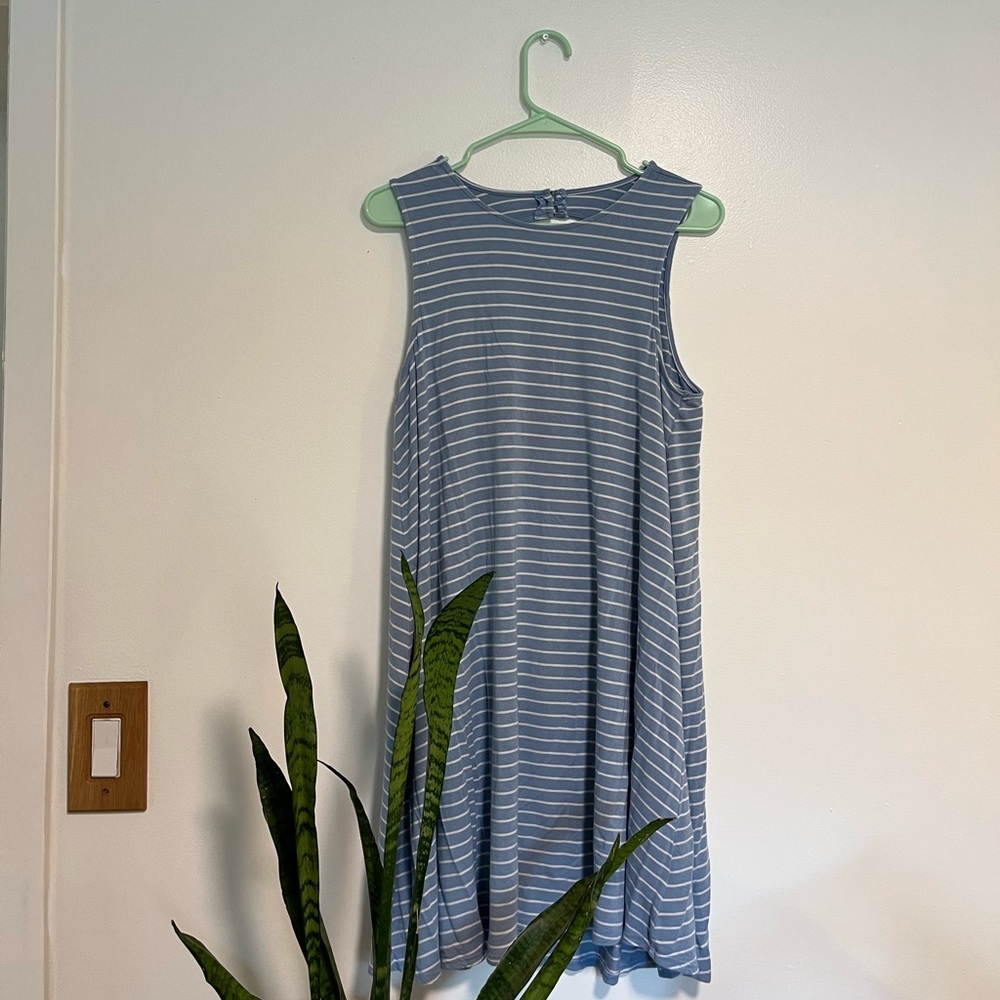 😍 American Eagle Outfitters Blue and White Striped Midi Dress